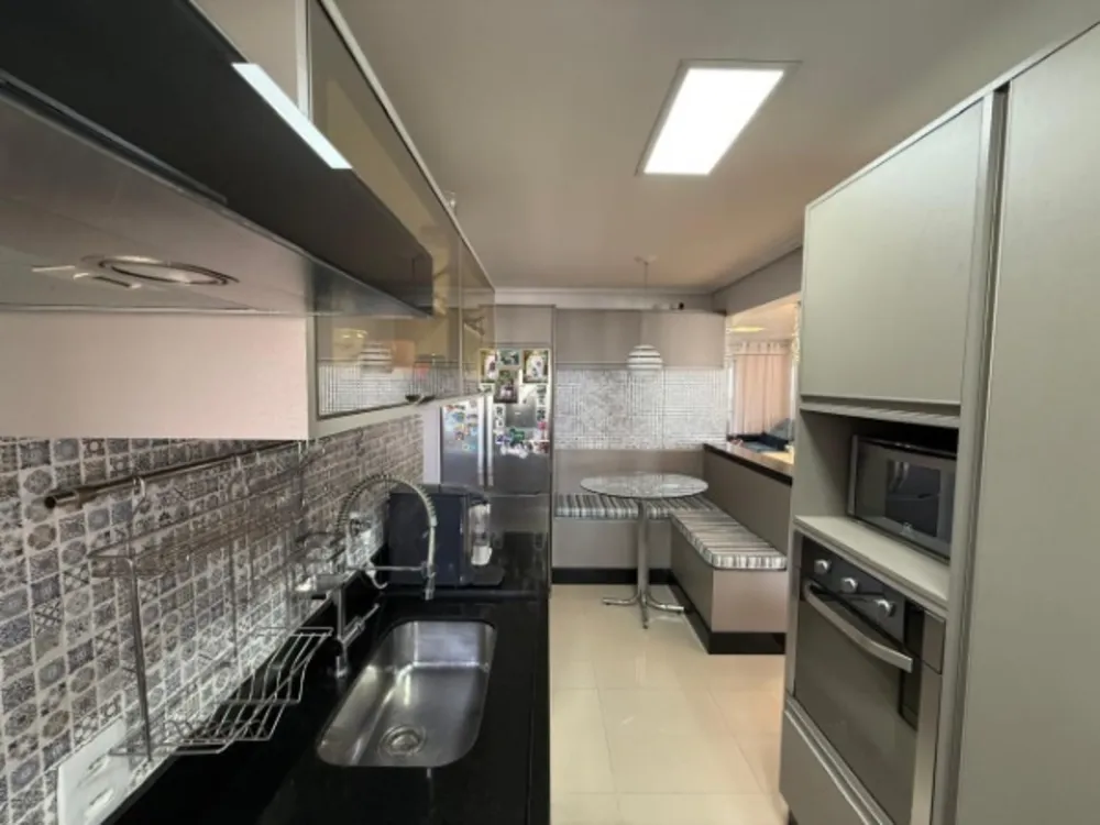 Apartamento, 3 quartos, 133 m² - Foto 2
