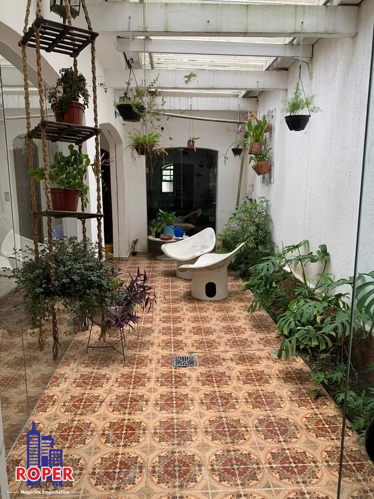 Casa, 3 quartos, 1927 m² - Foto 9