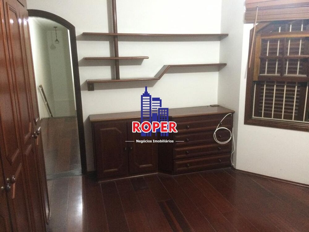 Casa à venda com 3 quartos, 220m² - Foto 3