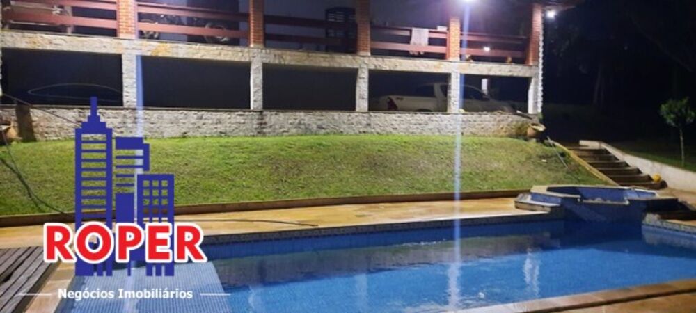 Chácara, 6 quartos, 2384 m² - Foto 1