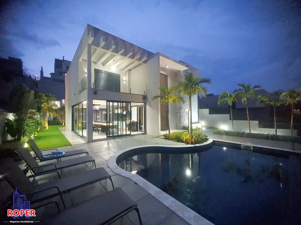 Casa, 4 quartos, 895 m² - Foto 1
