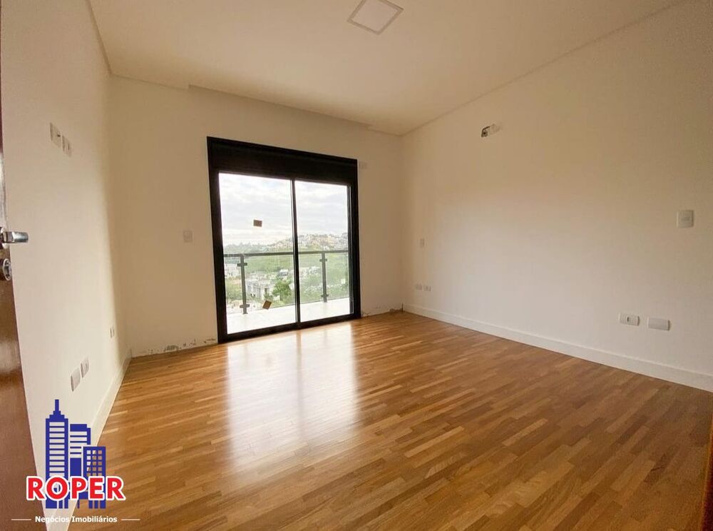 Casa à venda e aluguel com 3 quartos, 450m² - Foto 2