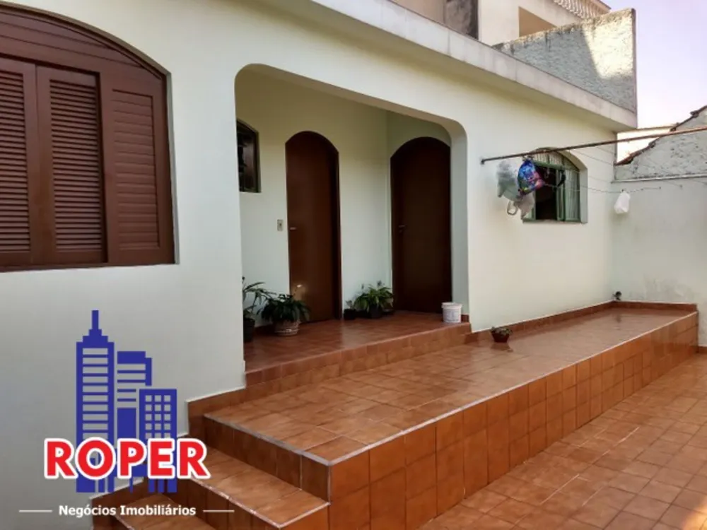 Casa, 3 quartos, 236 m² - Foto 2