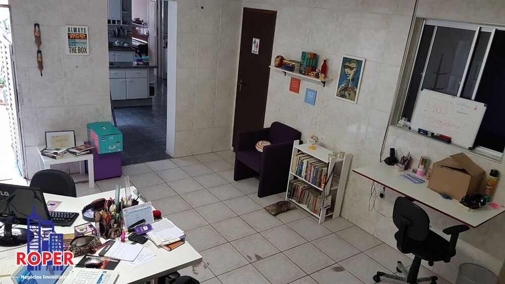 Casa, 3 quartos, 195 m² - Foto 2