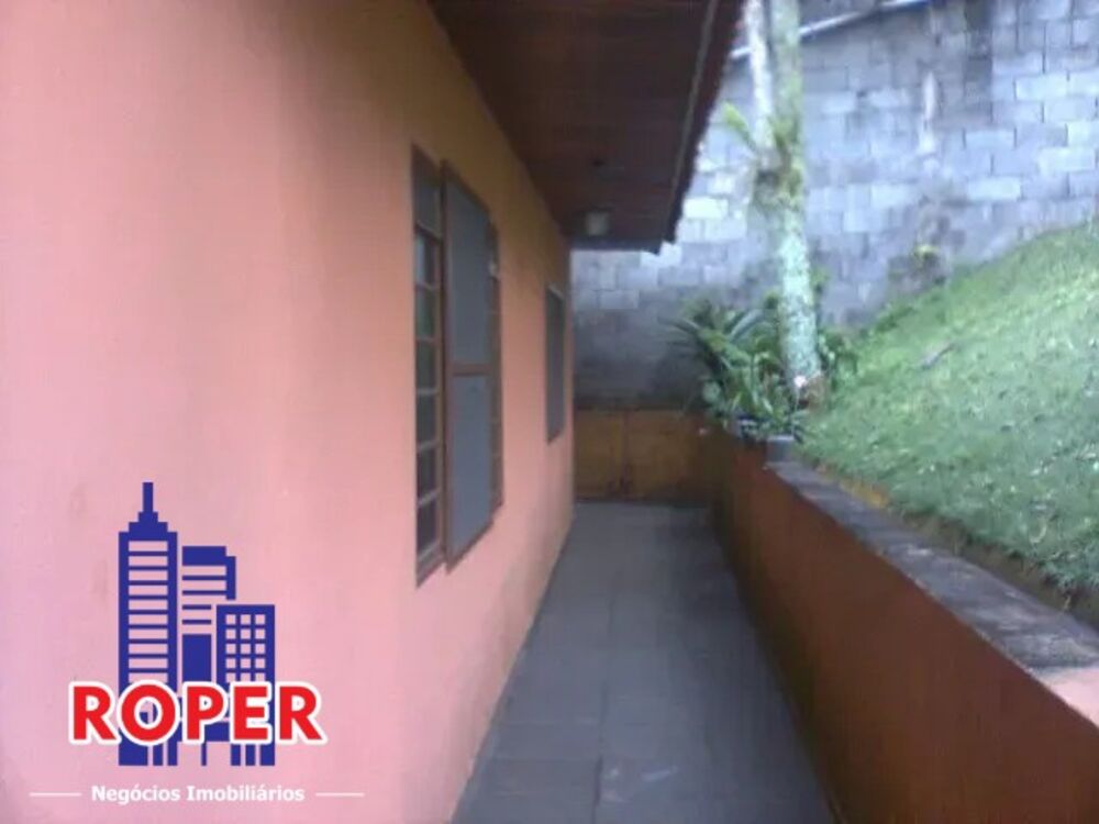 Chácara, 3 quartos, 1360 m² - Foto 1