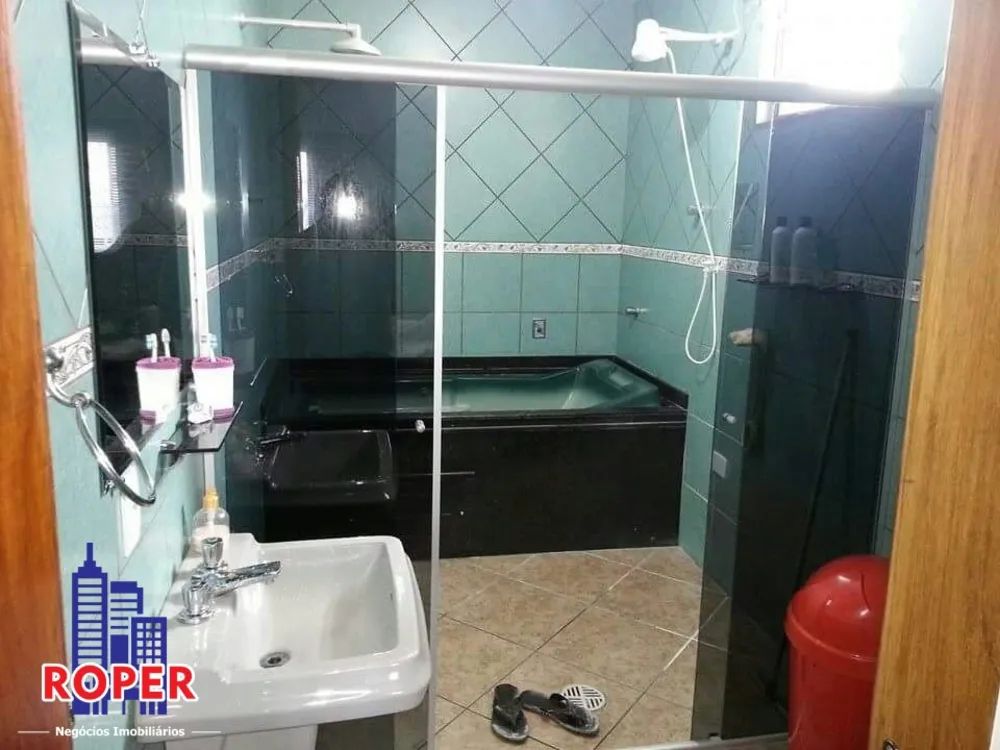 Casa, 3 quartos, 226 m² - Foto 8