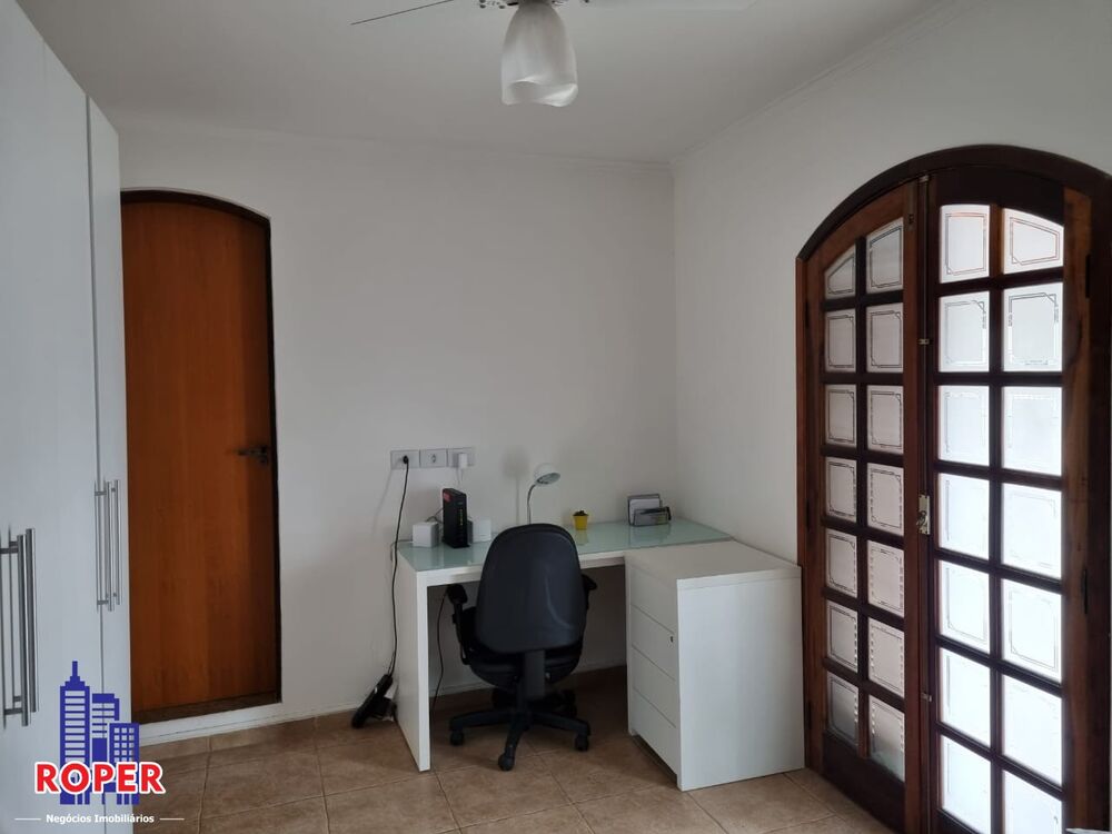 Casa, 3 quartos, 252 m² - Foto 8