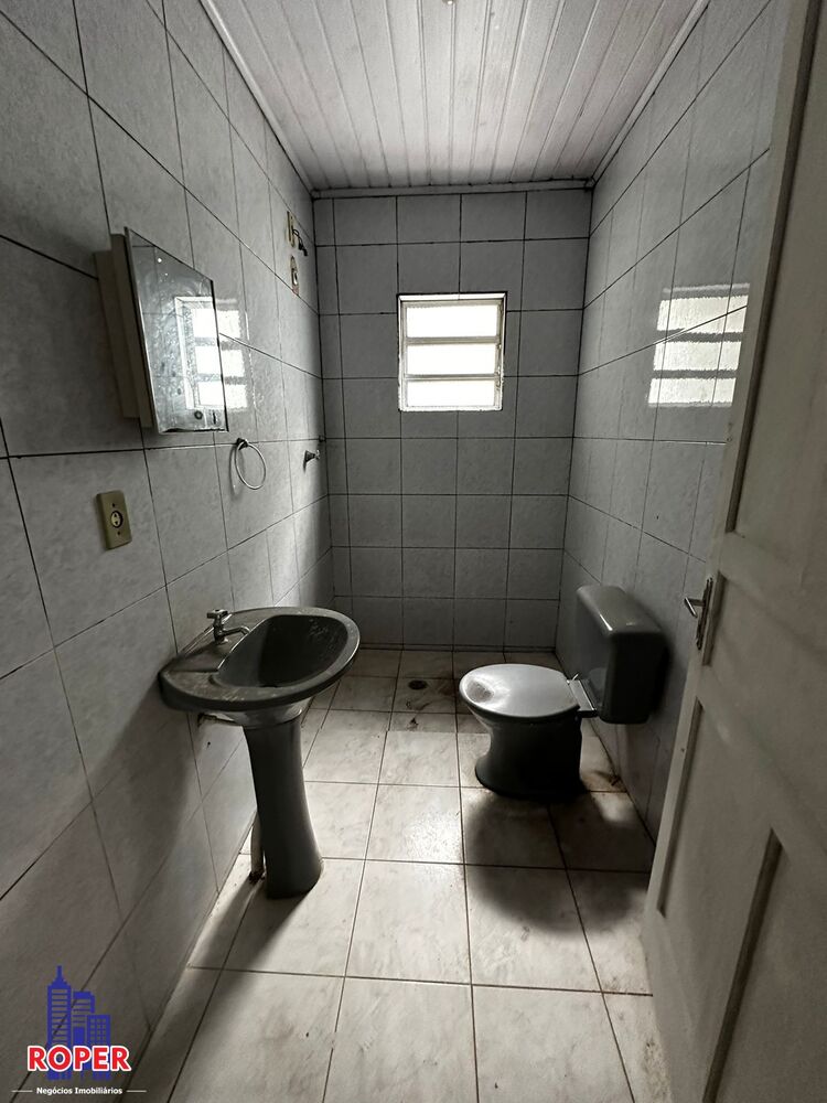 Casa, 4 quartos, 177 m² - Foto 1