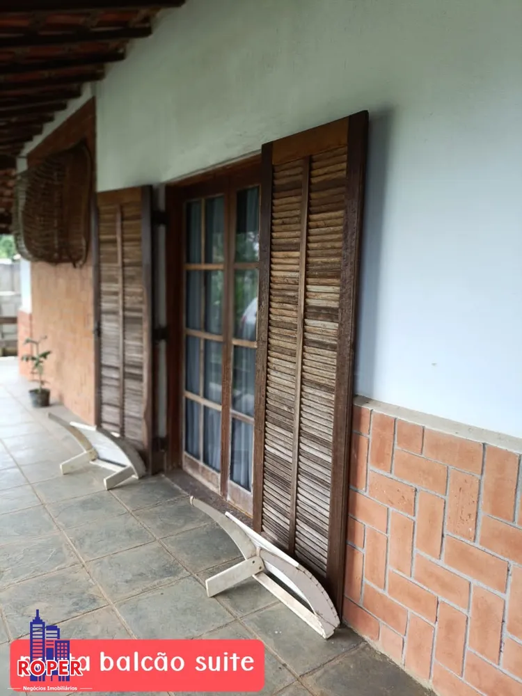 Chácara, 3 quartos, 900 m² - Foto 1
