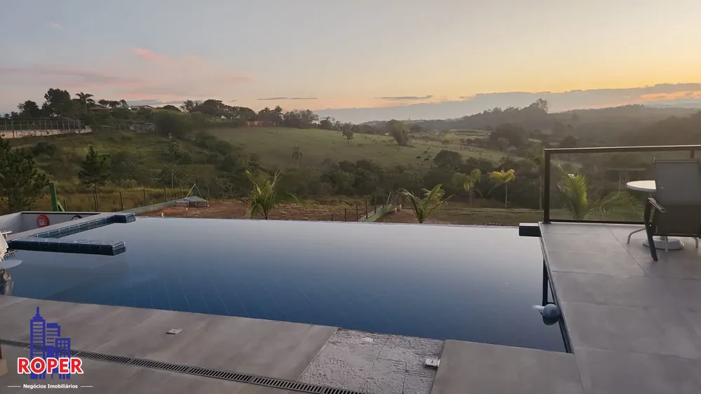 Casa, 3 quartos, 1428 m² - Foto 3