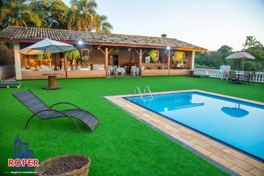 Chácara, 8 quartos, 5000 m² - Foto 1