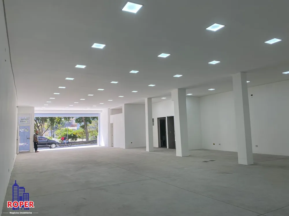 Loja-Salão, 250 m² - Foto 1