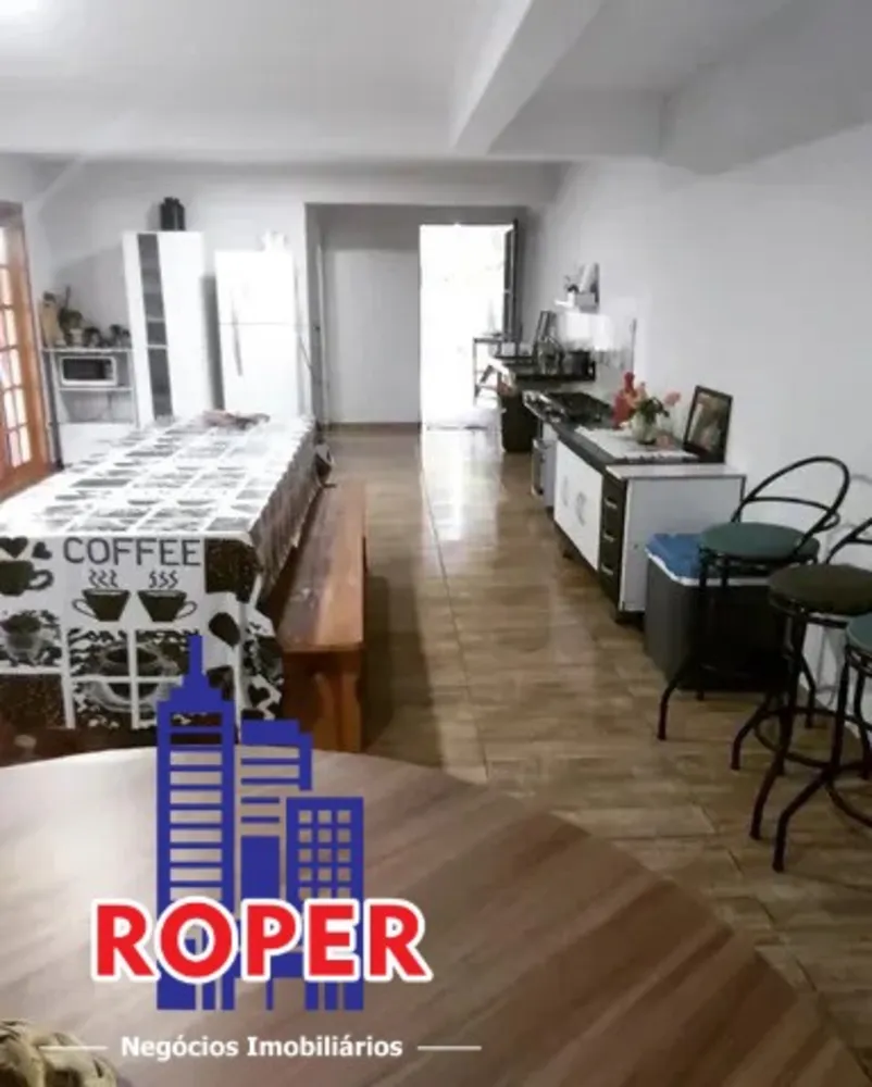 Chácara, 3 quartos, 2500 m² - Foto 1
