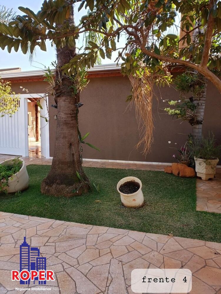 Casa à venda com 4 quartos, 600m² - Foto 5