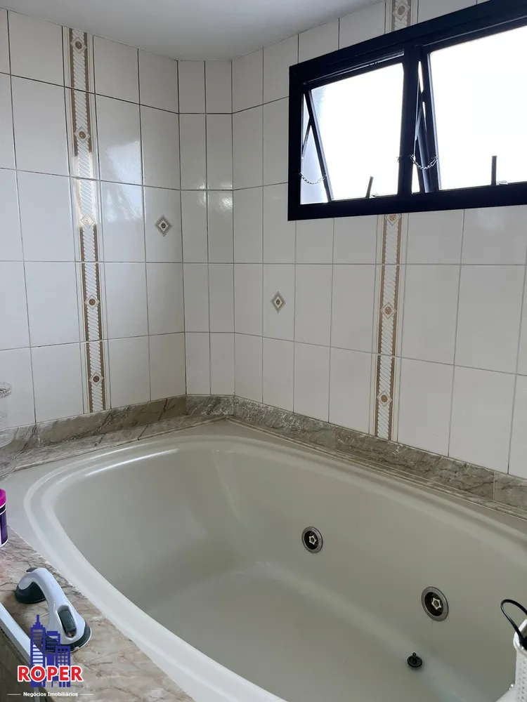Apartamento, 4 quartos, 202 m² - Foto 12