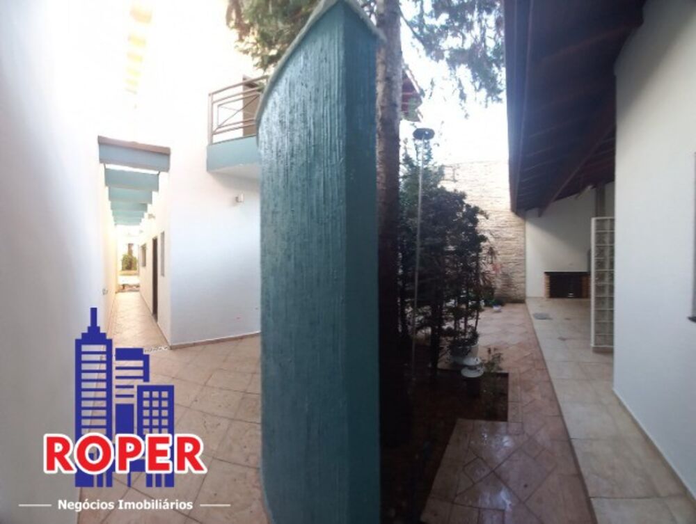 Casa, 3 quartos, 319 m² - Foto 1