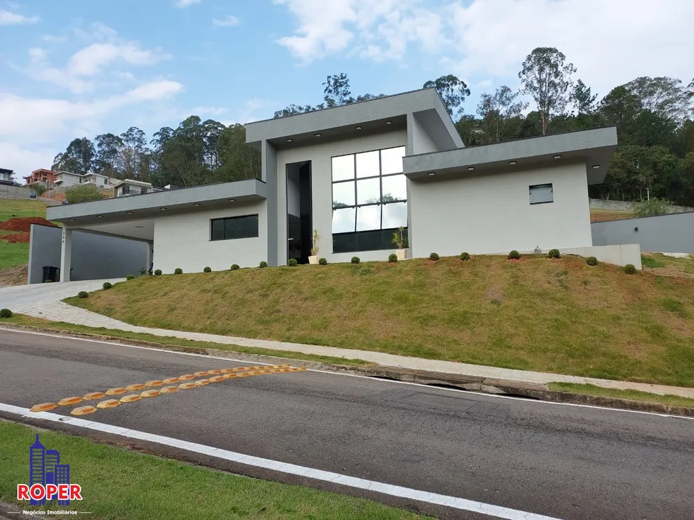 Casa, 3 quartos, 639 m² - Foto 1