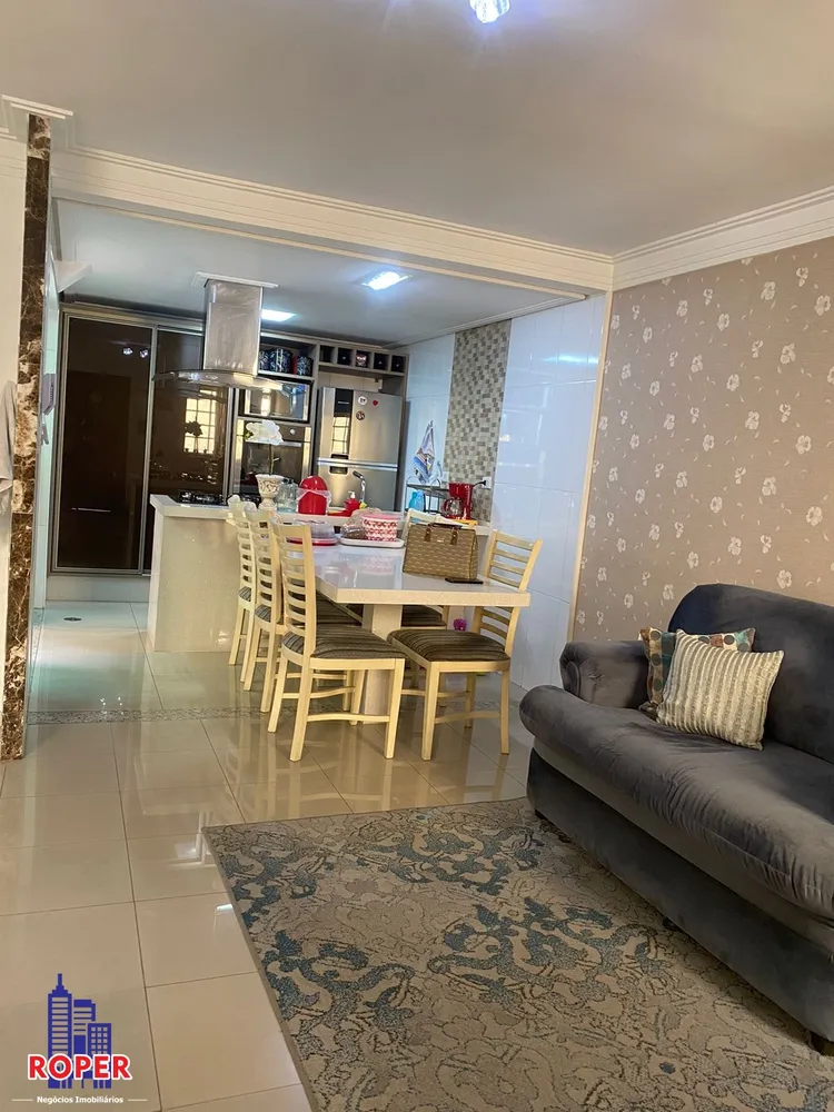 Casa, 3 quartos, 189 m² - Foto 3