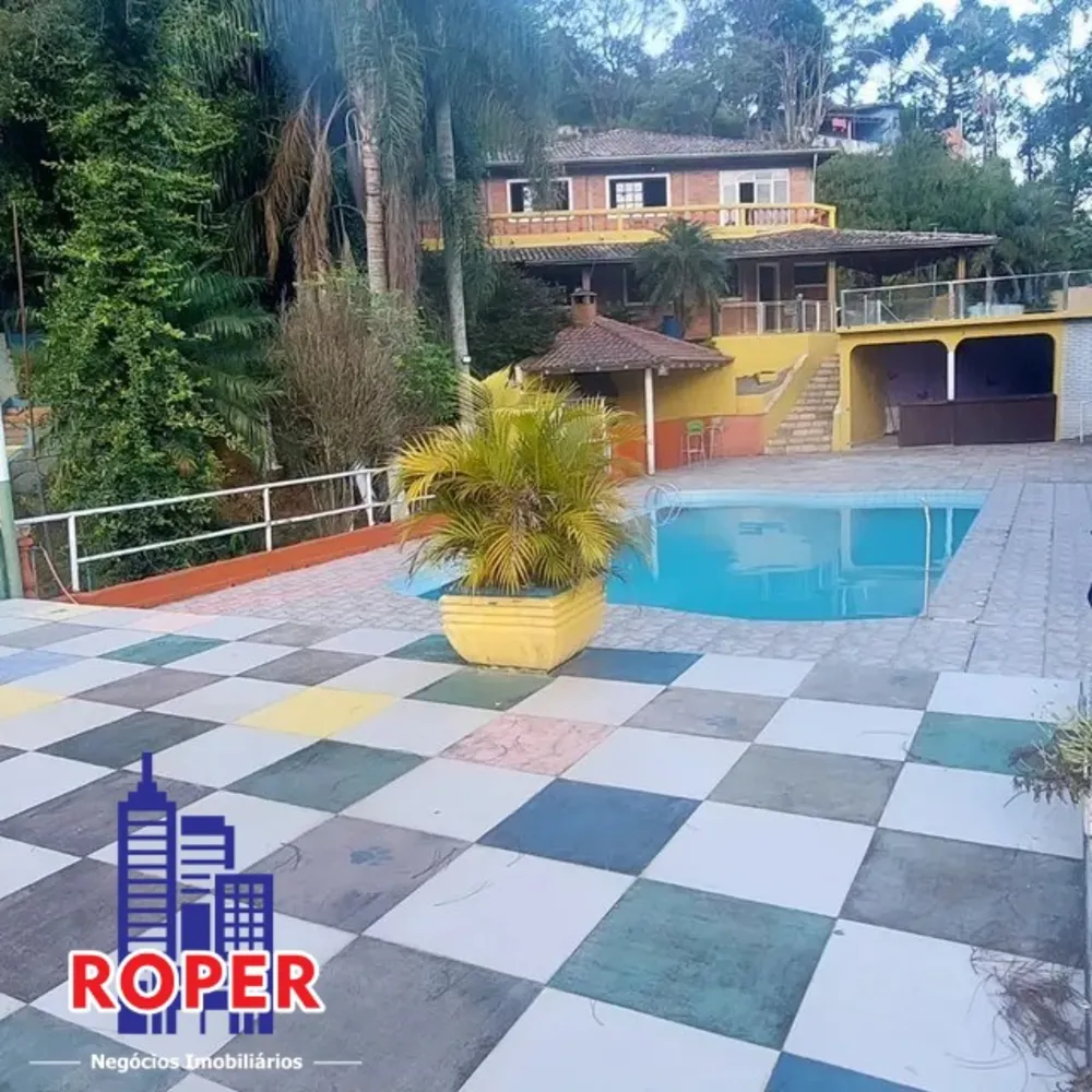 Chácara, 3 quartos, 2300 m² - Foto 1
