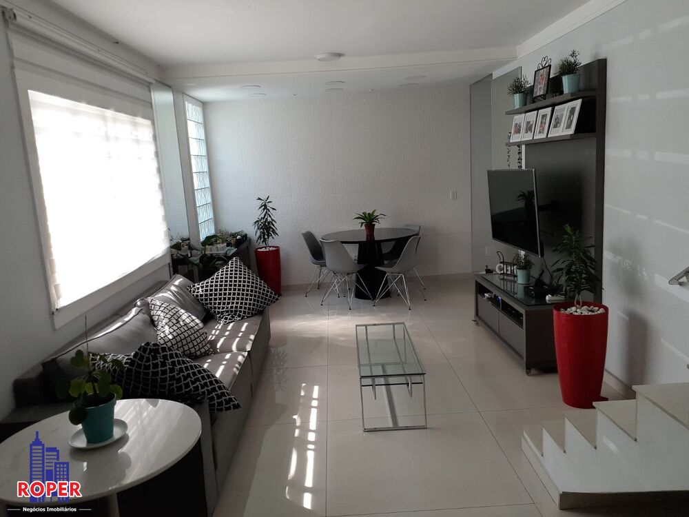 Casa, 3 quartos, 230 m² - Foto 1