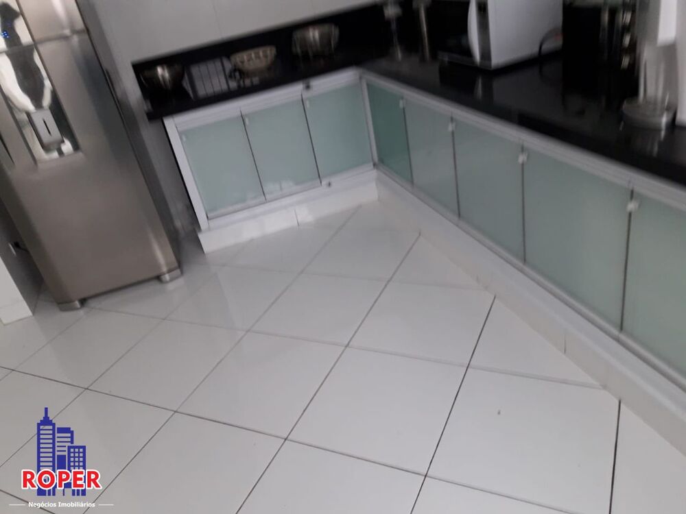 Casa, 3 quartos, 230 m² - Foto 2