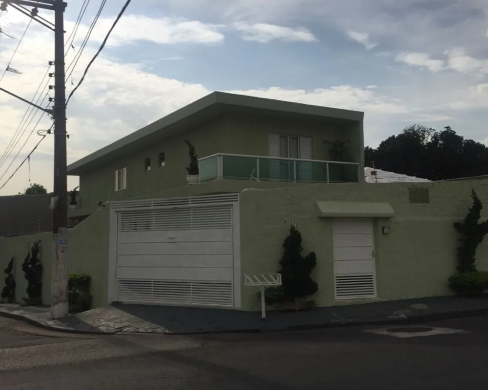 Sobrado, 3 quartos, 196 m² - Foto 1
