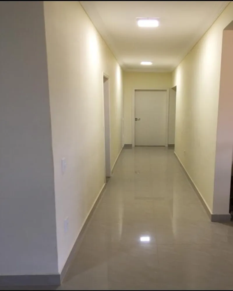 Chácara, 3 quartos, 2800 m² - Foto 1