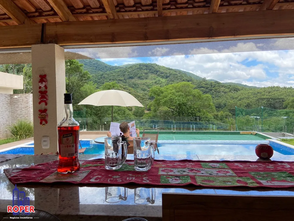 Chácara, 3 quartos, 1500 m² - Foto 1