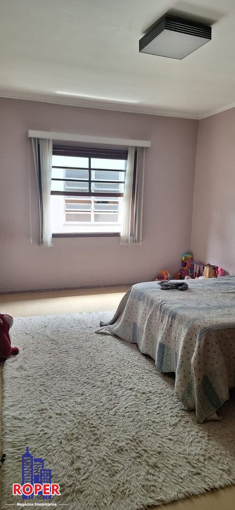 Casa à venda com 2 quartos, 231m² - Foto 1
