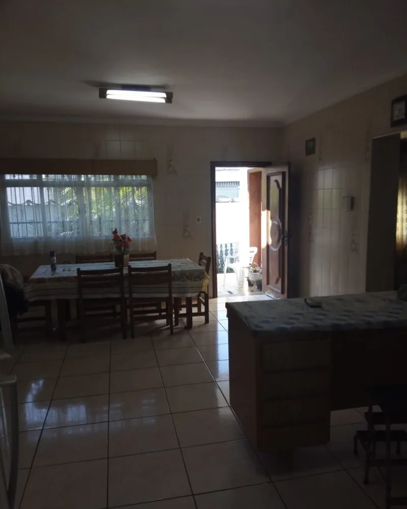 Casa, 4 quartos, 270 m² - Foto 4