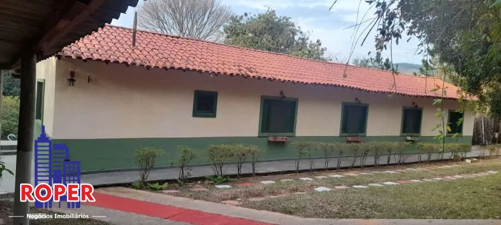 Chácara, 3 quartos, 3200 m² - Foto 1