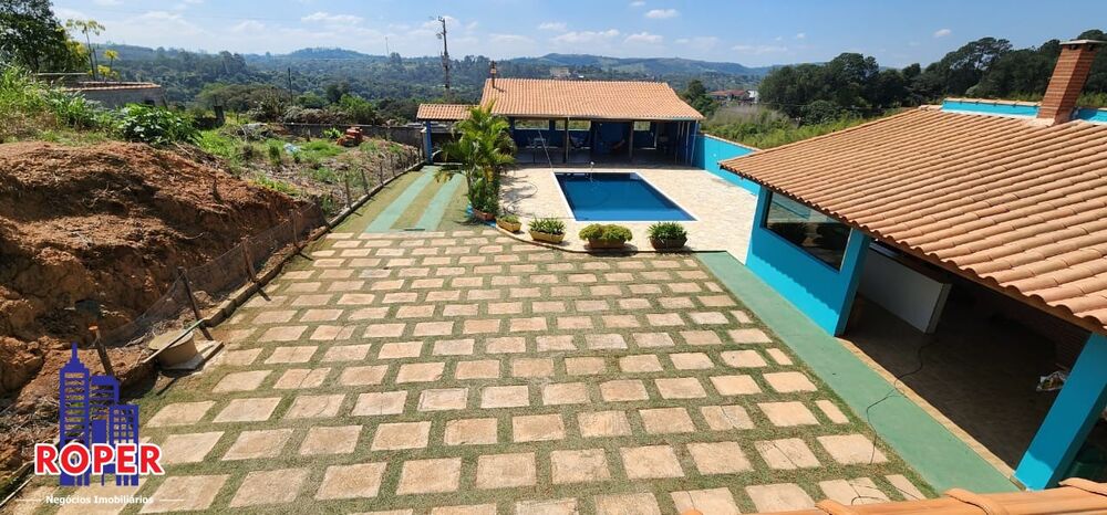 Chácara à venda com 3 quartos, 711m² - Foto 1