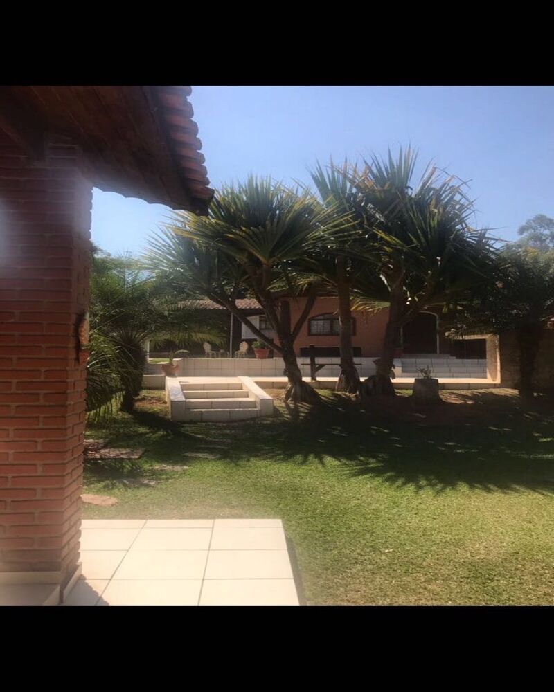 Chácara à venda com 5 quartos, 1000m² - Foto 2