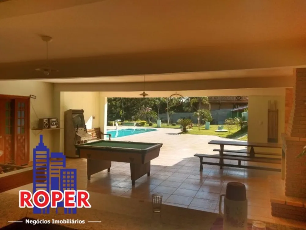 Chácara, 8 quartos, 2400 m² - Foto 9