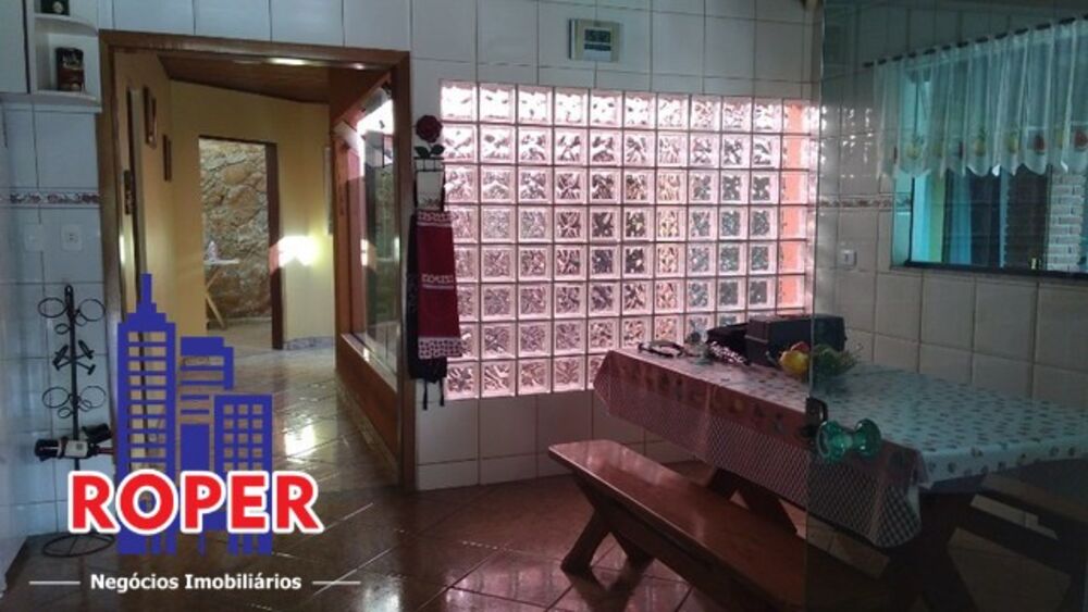 Chácara, 4 quartos, 450 m² - Foto 1