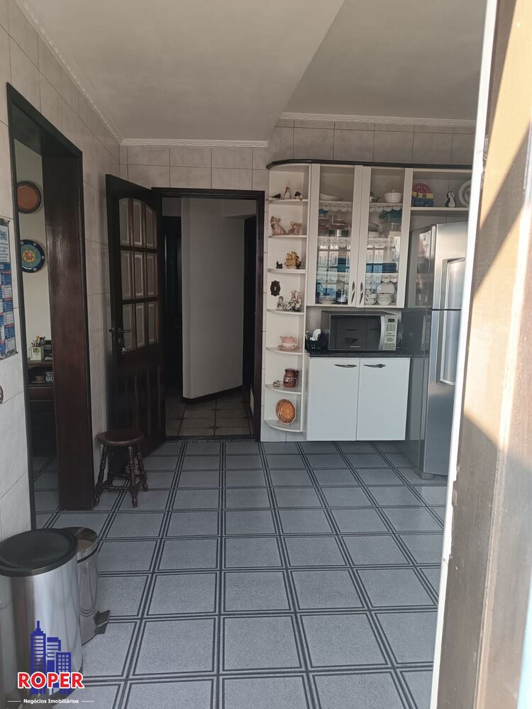 Casa, 4 quartos, 320 m² - Foto 4