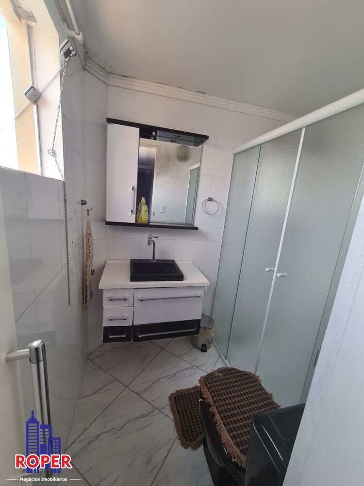 Casa à venda com 3 quartos, 344m² - Foto 2