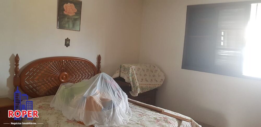 Casa, 3 quartos, 252 m² - Foto 4