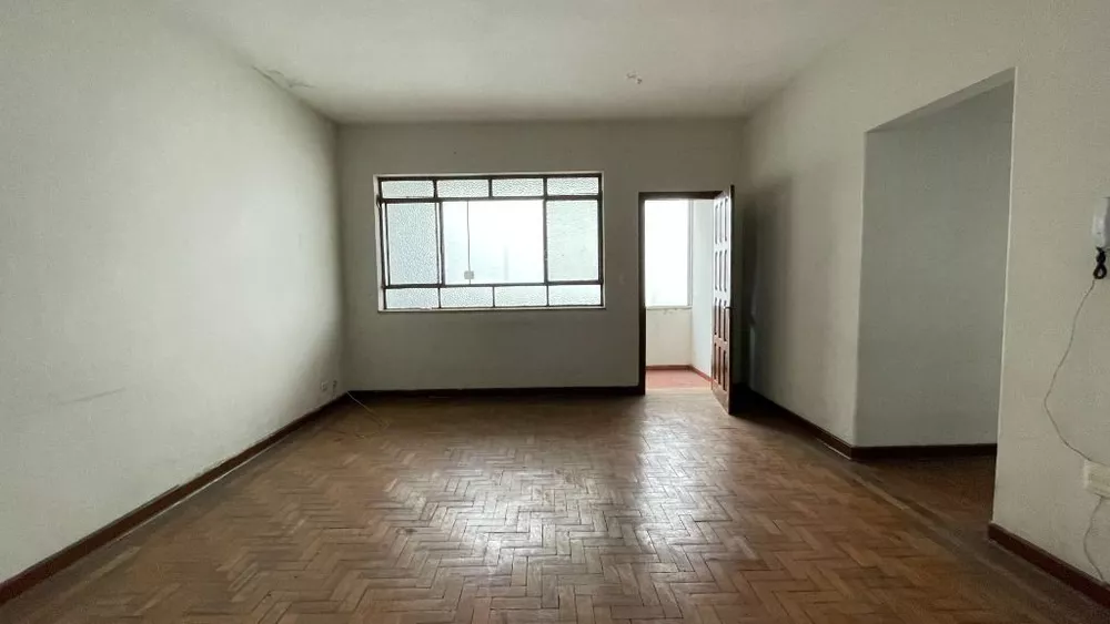 Apartamento à venda com 3 quartos, 126m² - Foto 1