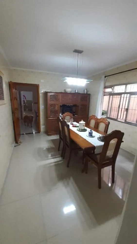 Casa, 3 quartos, 200 m² - Foto 9