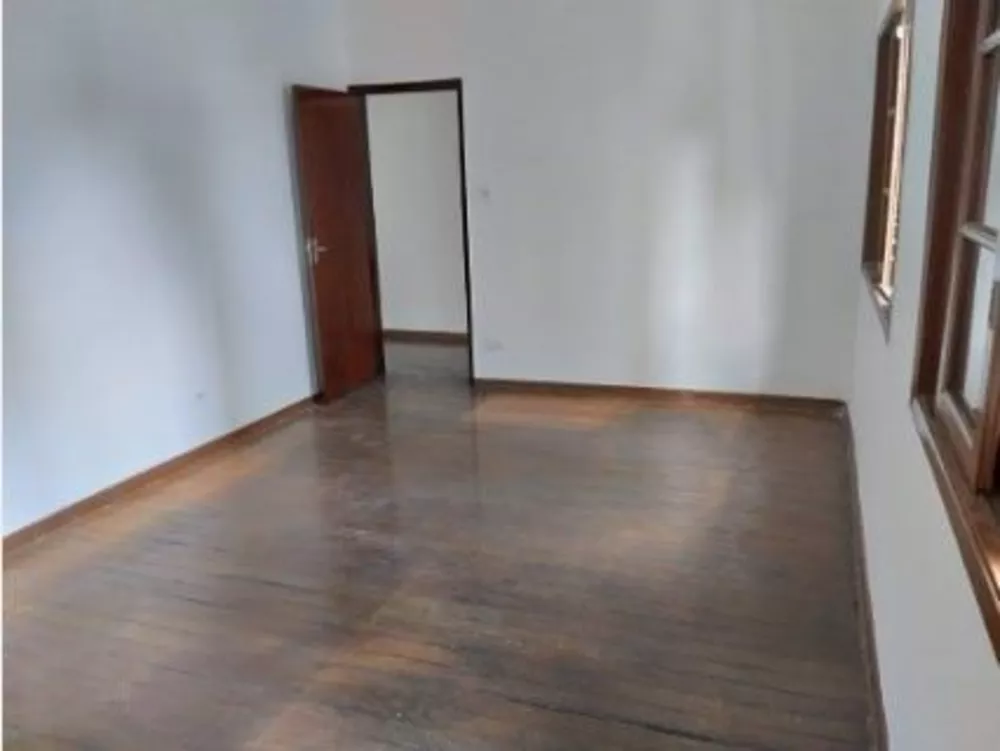 Casa para alugar com 5 quartos, 235m² - Foto 18