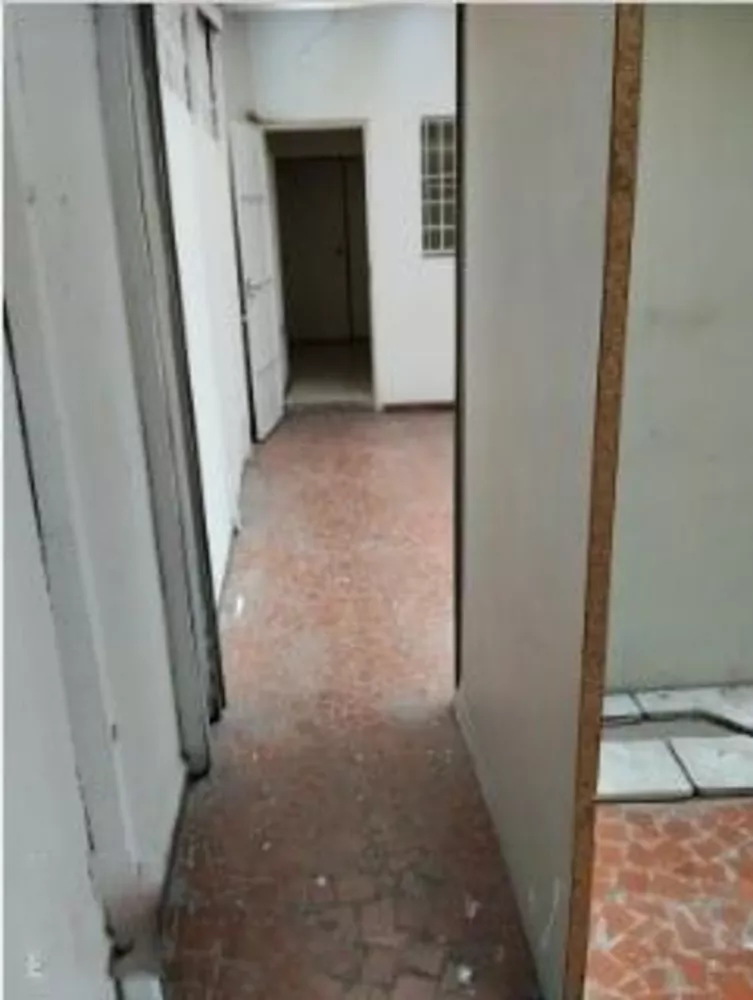 Casa para alugar com 5 quartos, 235m² - Foto 13