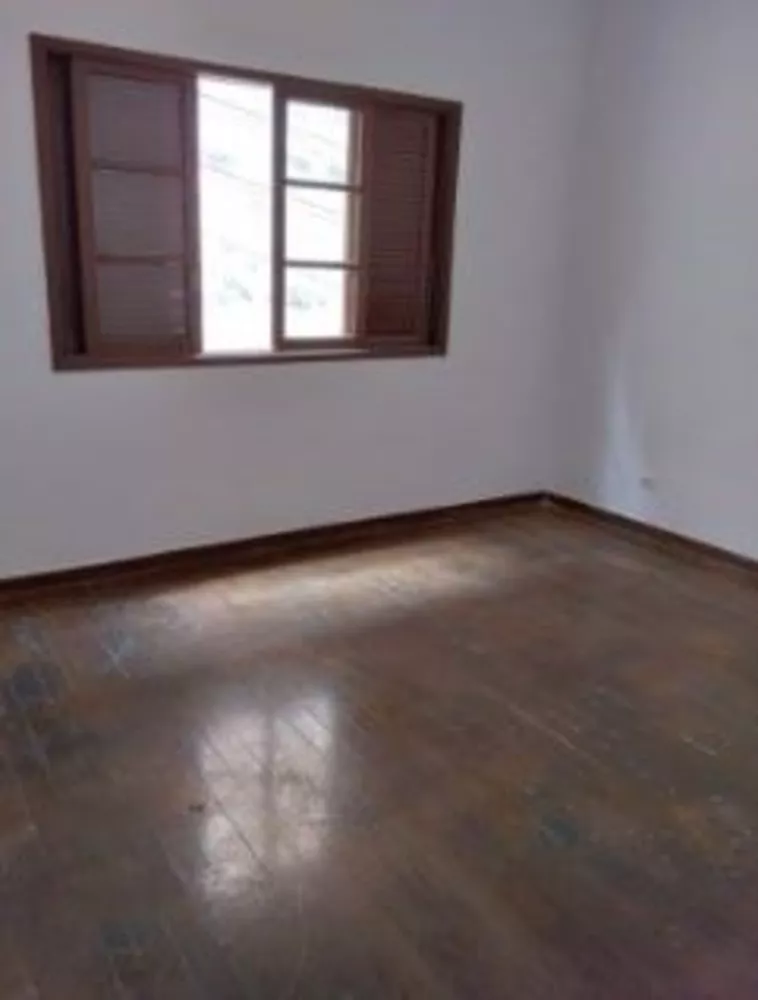 Casa para alugar com 5 quartos, 235m² - Foto 19