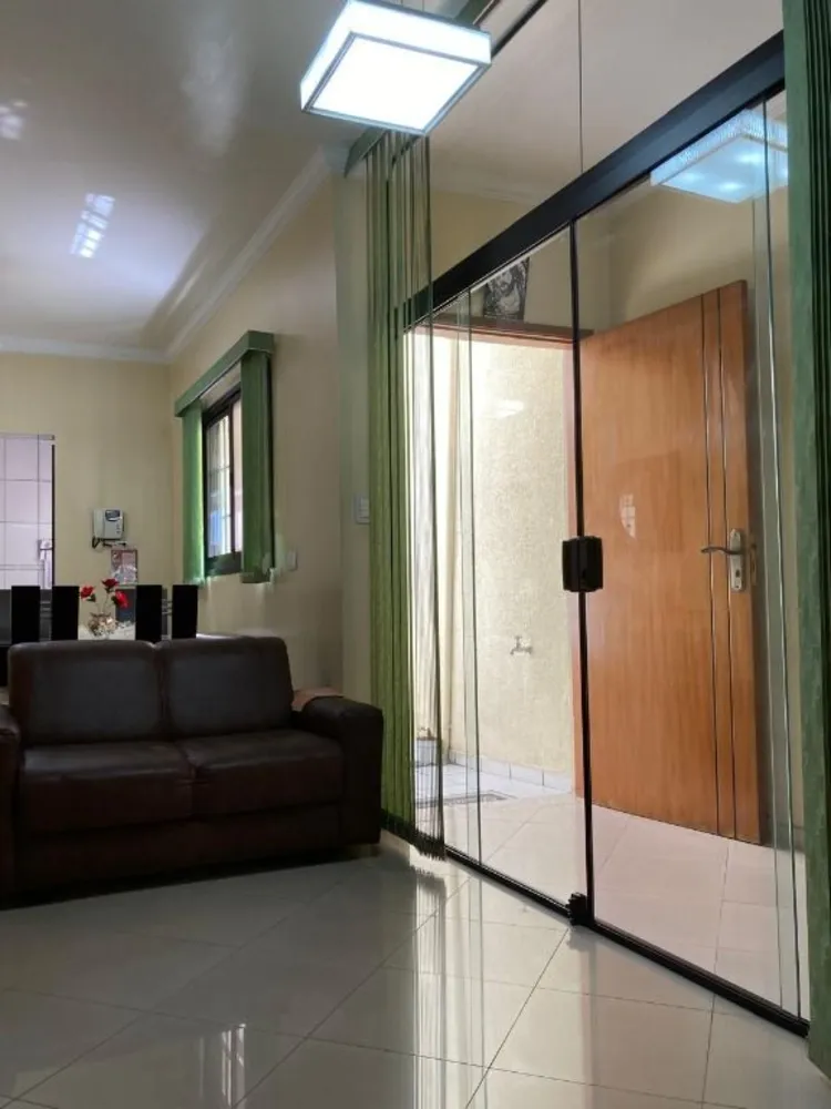 Casa, 2 quartos, 300 m² - Foto 1