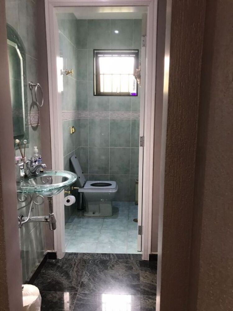 Casa à venda com 3 quartos, 350m² - Foto 8