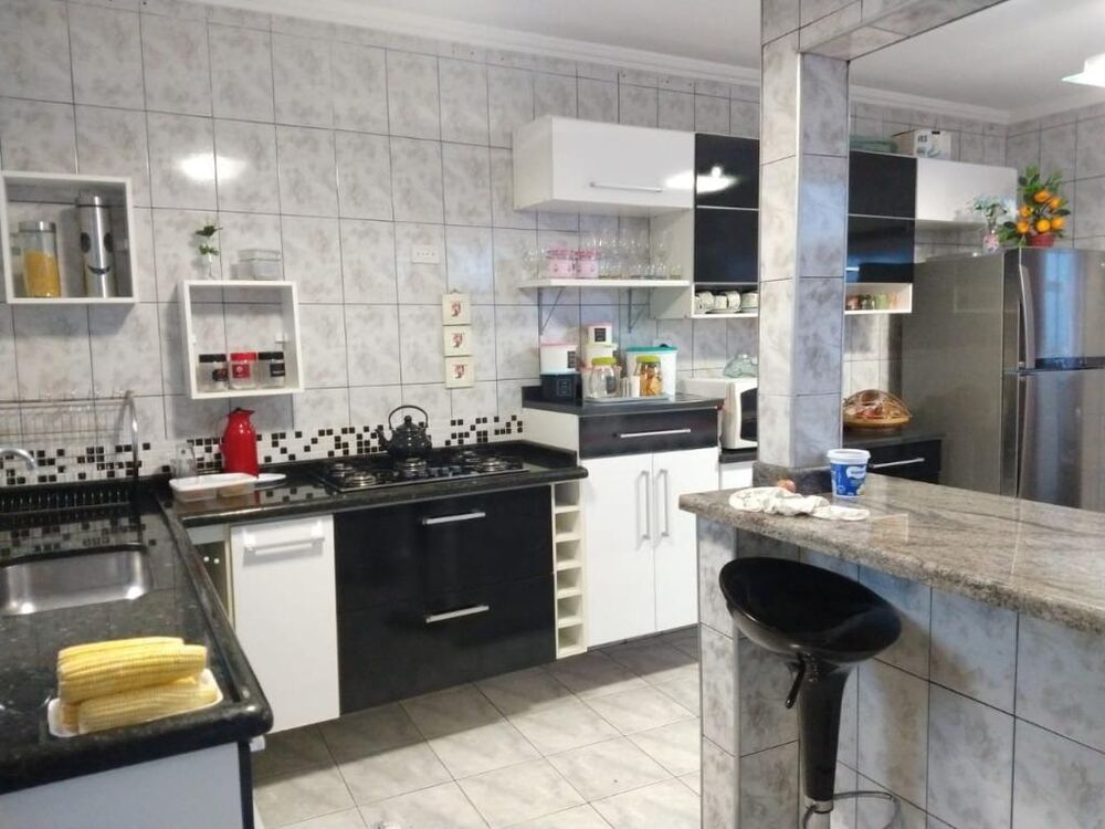 Casa à venda com 3 quartos, 361m² - Foto 7