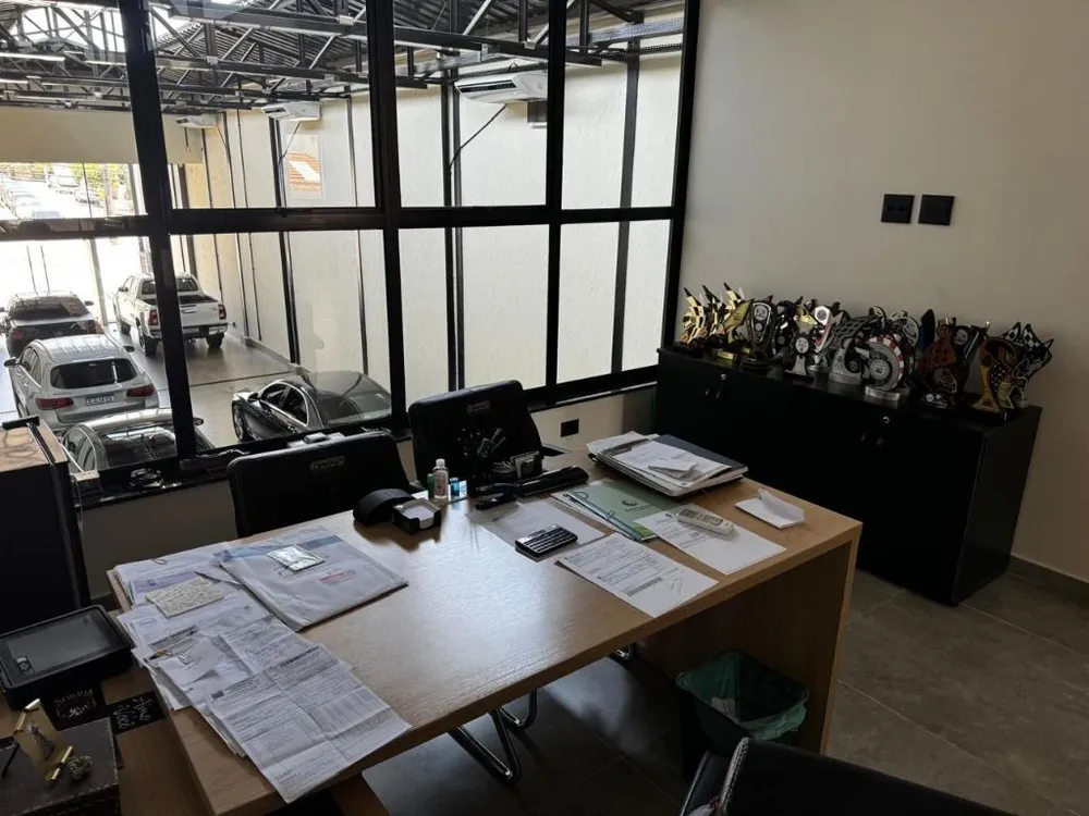 Loja-Salão, 300 m² - Foto 1