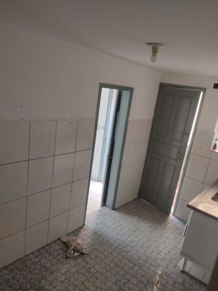 Casa, 5 quartos, 130 m² - Foto 2