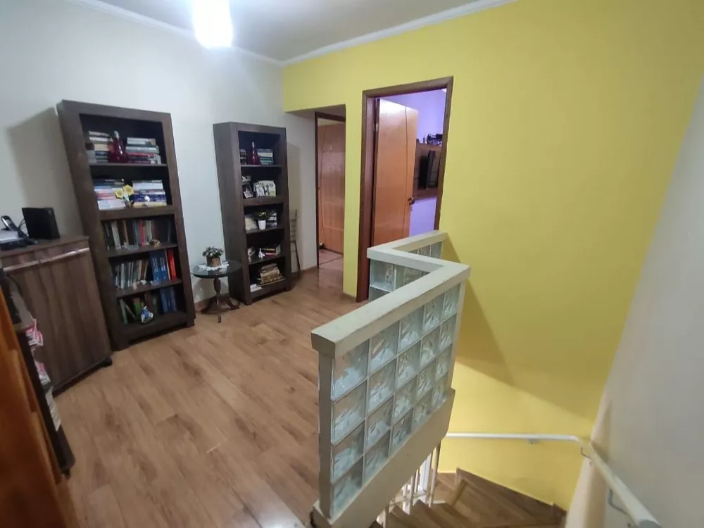 Casa, 3 quartos, 168 m² - Foto 2