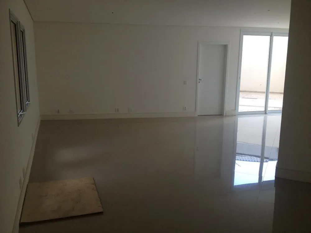 Casa, 3 quartos, 285 m² - Foto 2
